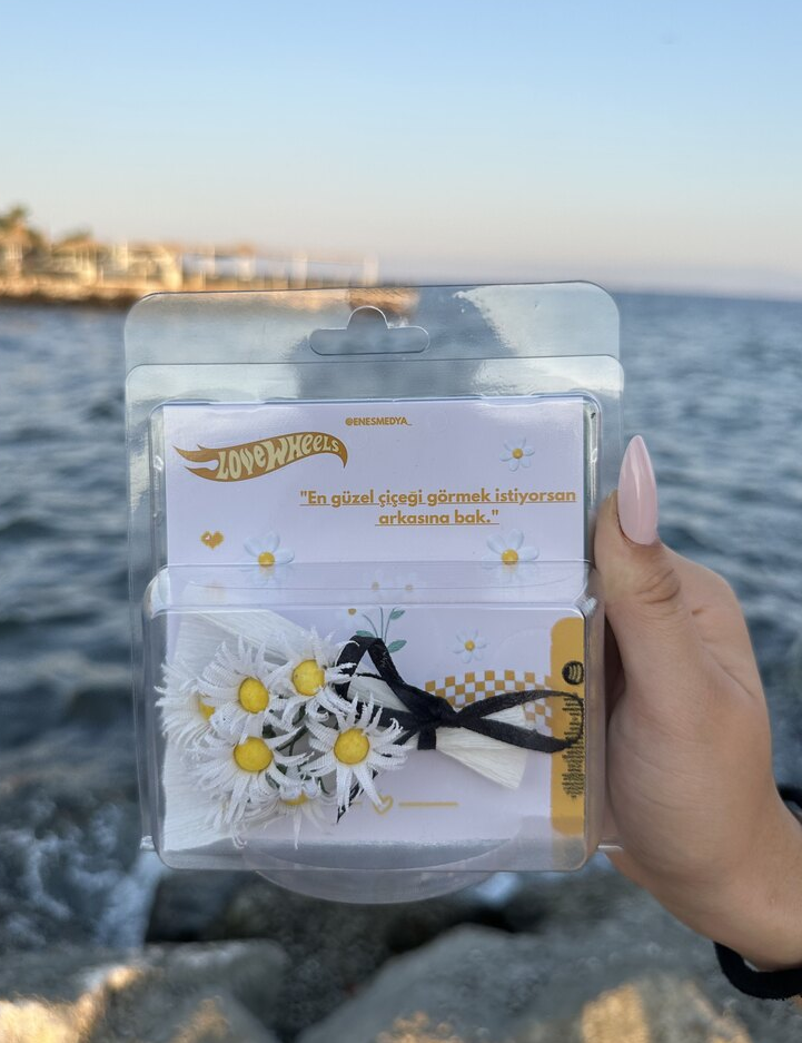 Sleepora - Aynalı Çiçek Buketi